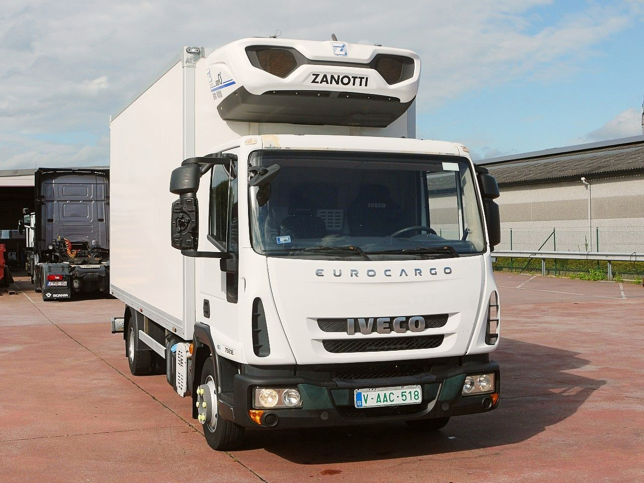 Iveco 75E16 EUROCARGO KUHOKOFFER ZANOTTI -30C Iveco 75E16 EUROCARGO KUHOKOFFER ZANOTTI -30C - Camion frigorifique: photos 1 Iveco 75E16 EUROCARGO KUHOKOFFER ZANOTTI -30C Iveco 75E16 EUROCARGO KUHOKOFFER ZANOTTI -30C - Camion frigorifique: photos 1