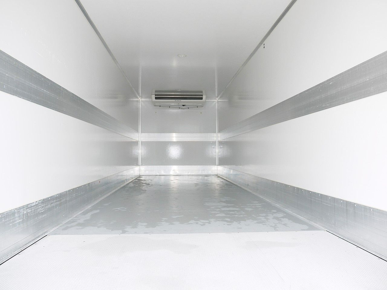 Camion frigorifique MAN TGM 18.250 KUHLKOFFER THERMOKING V800 MT A/C: photos 10 Camion frigorifique MAN TGM 18.250 KUHLKOFFER THERMOKING V800 MT A/C: photos 10