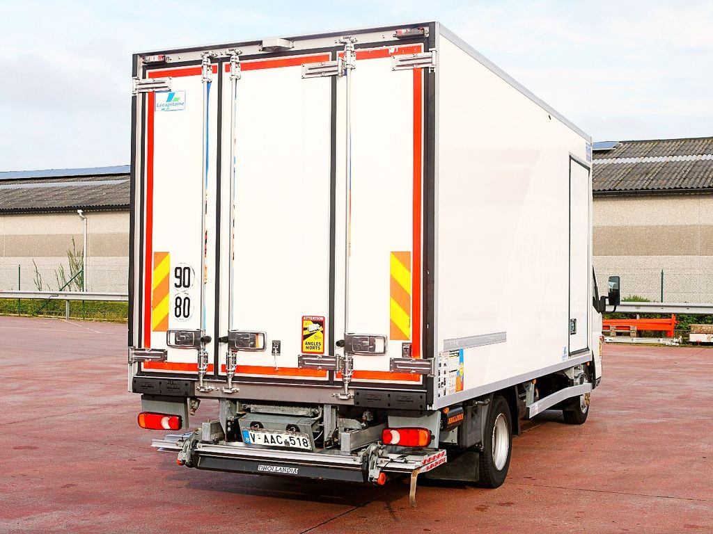 Mitsubishi FUSO CANTER KUHLKOFFER CARRIER SUPRA 750 MULTI - Utilitaire frigorifique: photos 5 Mitsubishi FUSO CANTER KUHLKOFFER CARRIER SUPRA 750 MULTI - Utilitaire frigorifique: photos 5