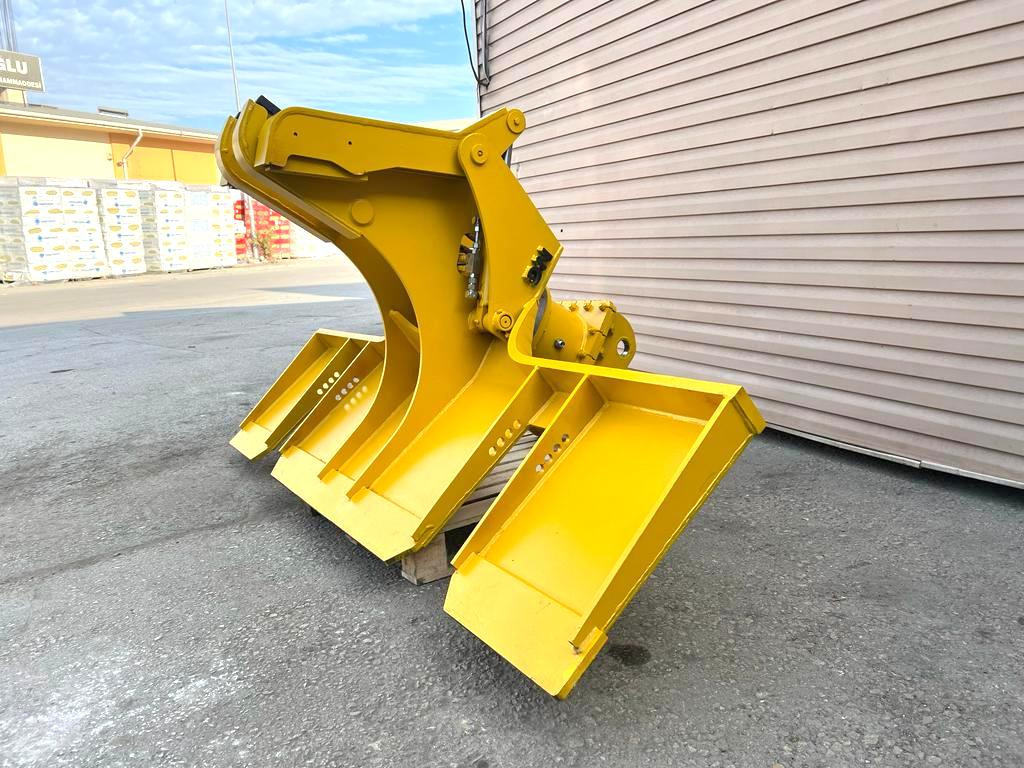 SLEEPER CHANGER - NG ATTACHMENTS - Grappin pour Chargeuse: photos 4 SLEEPER CHANGER - NG ATTACHMENTS - Grappin pour Chargeuse: photos 4