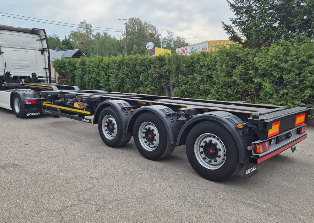 Semi-remorque porte-conteneur/ Caisse mobile Kögel Podkontenerowa