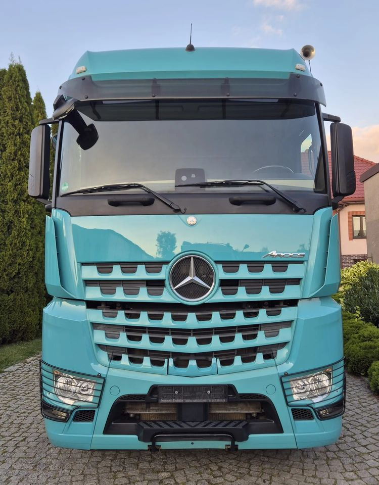 Mercedes-Benz AROCS - Tracteur routier: photos 2 Mercedes-Benz AROCS - Tracteur routier: photos 2