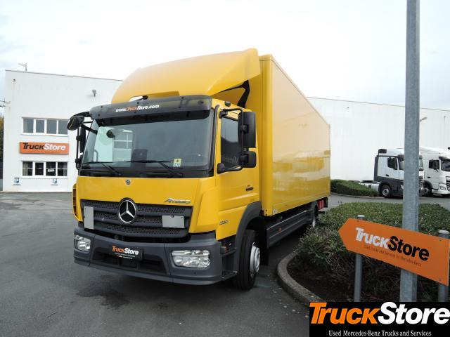 Mercedes-Benz Atego 1230 L - Camion fourgon: photos 1 Mercedes-Benz Atego 1230 L - Camion fourgon: photos 1
