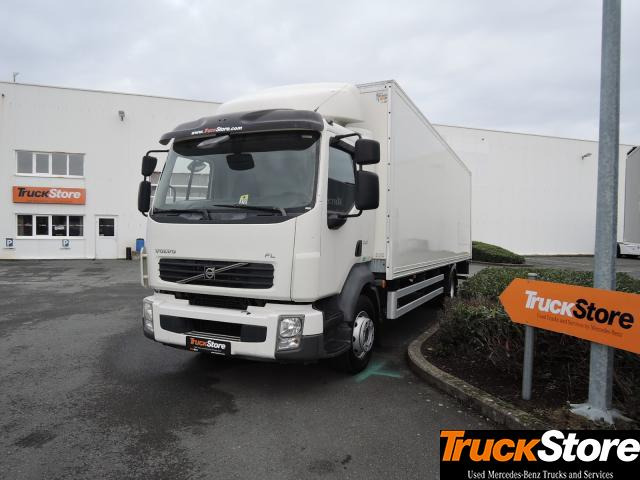 Volvo FL - Camion fourgon: photos 1 Volvo FL - Camion fourgon: photos 1