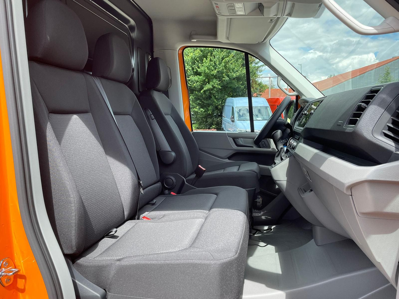 Voiture MAN TGE 3.180 Kasten L3H2 TEMPOMAT LED STANDHZ NAVI: photos 23
