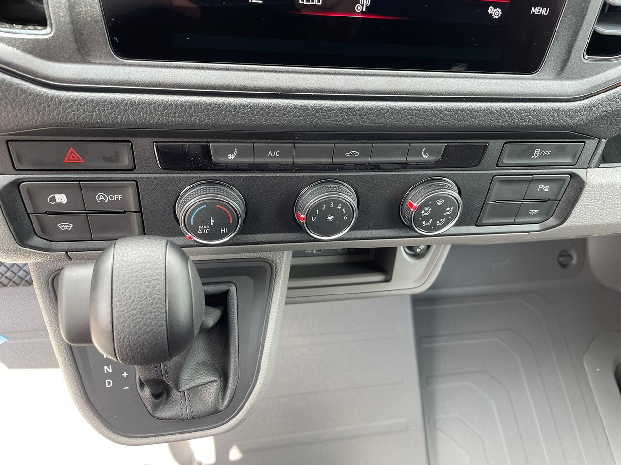 Voiture MAN TGE 3.180 Kasten L3H2 TEMPOMAT LED STANDHZ NAVI: photos 28