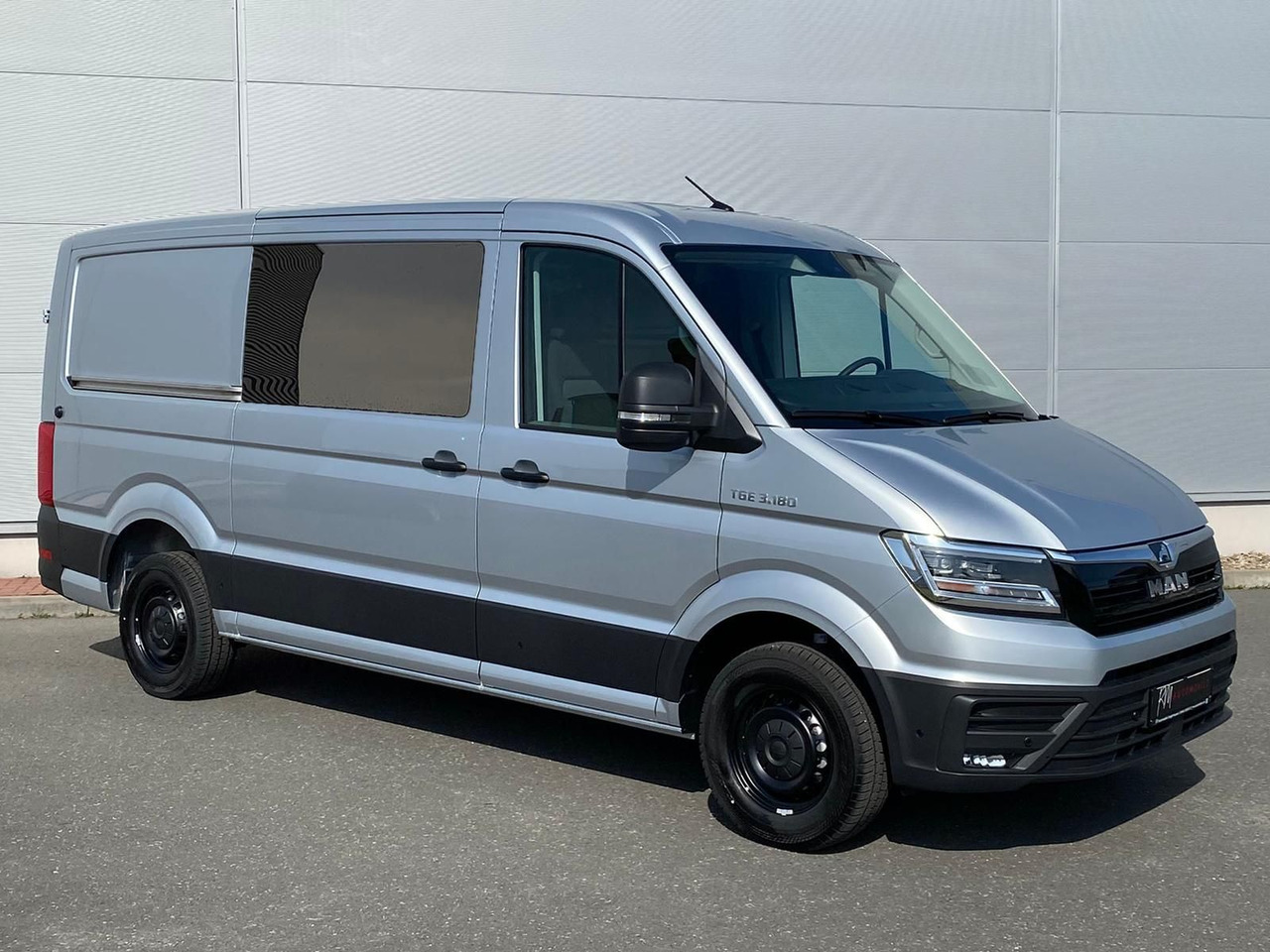 MAN TGE 3.180 L3H2 MIXTO 4x4 AUTOM ACC NAV - Voiture: photos 2 MAN TGE 3.180 L3H2 MIXTO 4x4 AUTOM ACC NAV - Voiture: photos 2