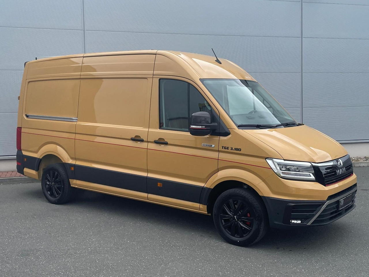 MAN TGE 3.180 L3H3 Individual Lion S ACC STANDHZ LED - Fourgon utilitaire: photos 2 MAN TGE 3.180 L3H3 Individual Lion S ACC STANDHZ LED - Fourgon utilitaire: photos 2