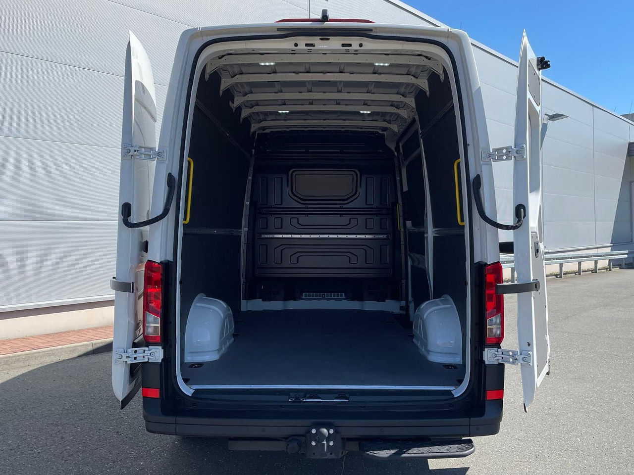 Voiture MAN TGE 3.180 L3H3 Kasten KAMERA NAVI DAB SITZH TEMP: photos 25