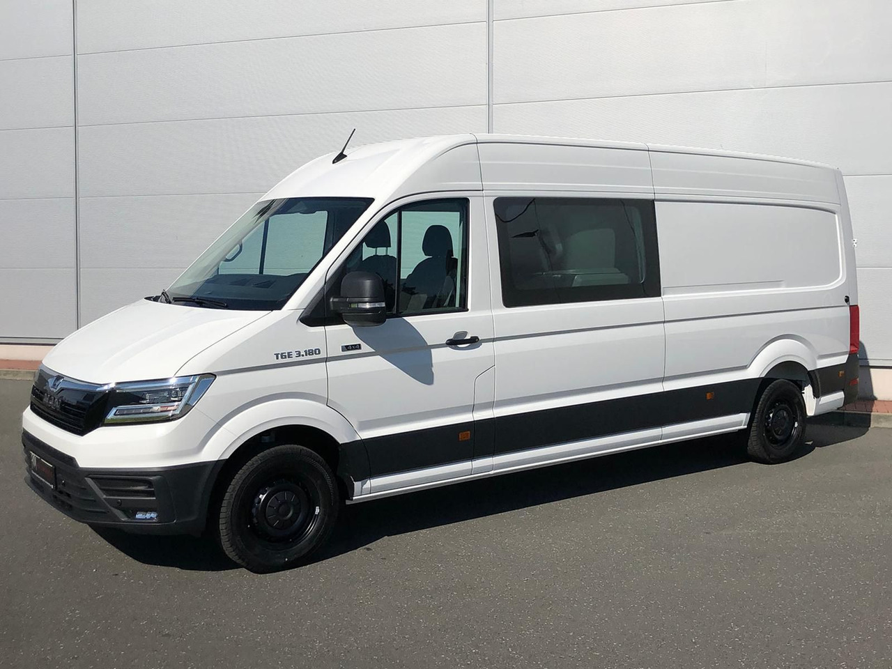 Voiture MAN TGE 3.180 L4H3 4x4 MIXTO LED STANDHZ TEMP DIFF