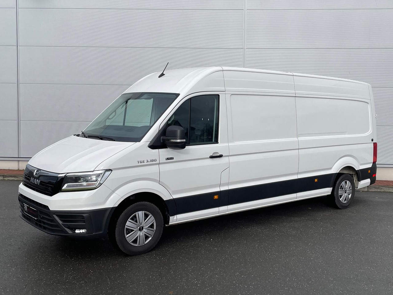 MAN TGE 3.180 L4H3 Kasten 4x4 LED TEMPOMAT DIFF AHK - Fourgon utilitaire: photos 1 MAN TGE 3.180 L4H3 Kasten 4x4 LED TEMPOMAT DIFF AHK - Fourgon utilitaire: photos 1