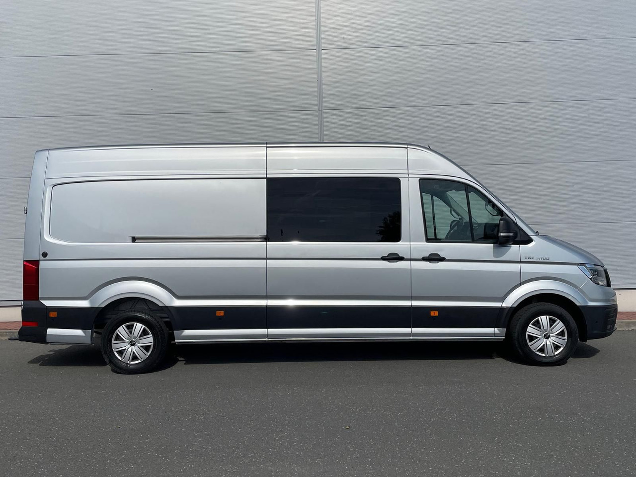 MAN TGE 3.180 L4H3 MIXTO 4x4 Autom LED ACC AHK - Voiture: photos 5 MAN TGE 3.180 L4H3 MIXTO 4x4 Autom LED ACC AHK - Voiture: photos 5