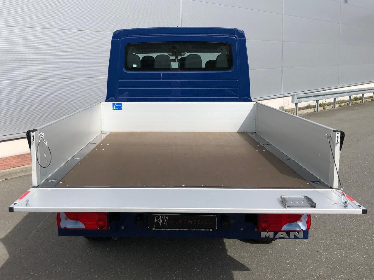 Voiture MAN TGE 3.180 Pritsche DOKA MR 4x4 LED TEMPOMAT: photos 12