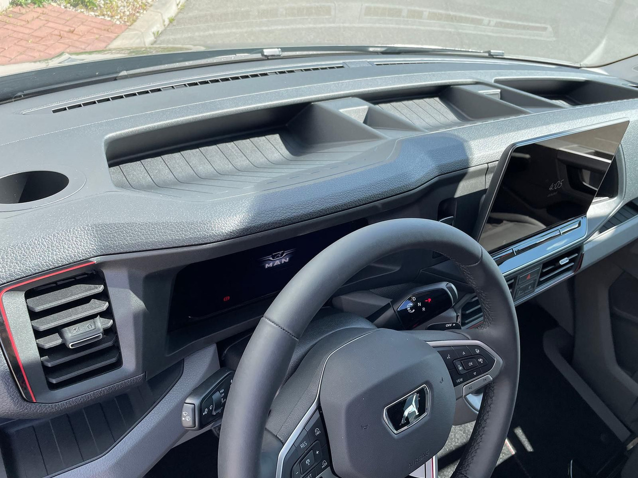 Fourgon utilitaire, Utilitaire double cabine MAN TGE 3.200 L3H2 MIXTO 4x4 Individual S ACC STHZ: photos 28 Fourgon utilitaire, Utilitaire double cabine MAN TGE 3.200 L3H2 MIXTO 4x4 Individual S ACC STHZ: photos 28