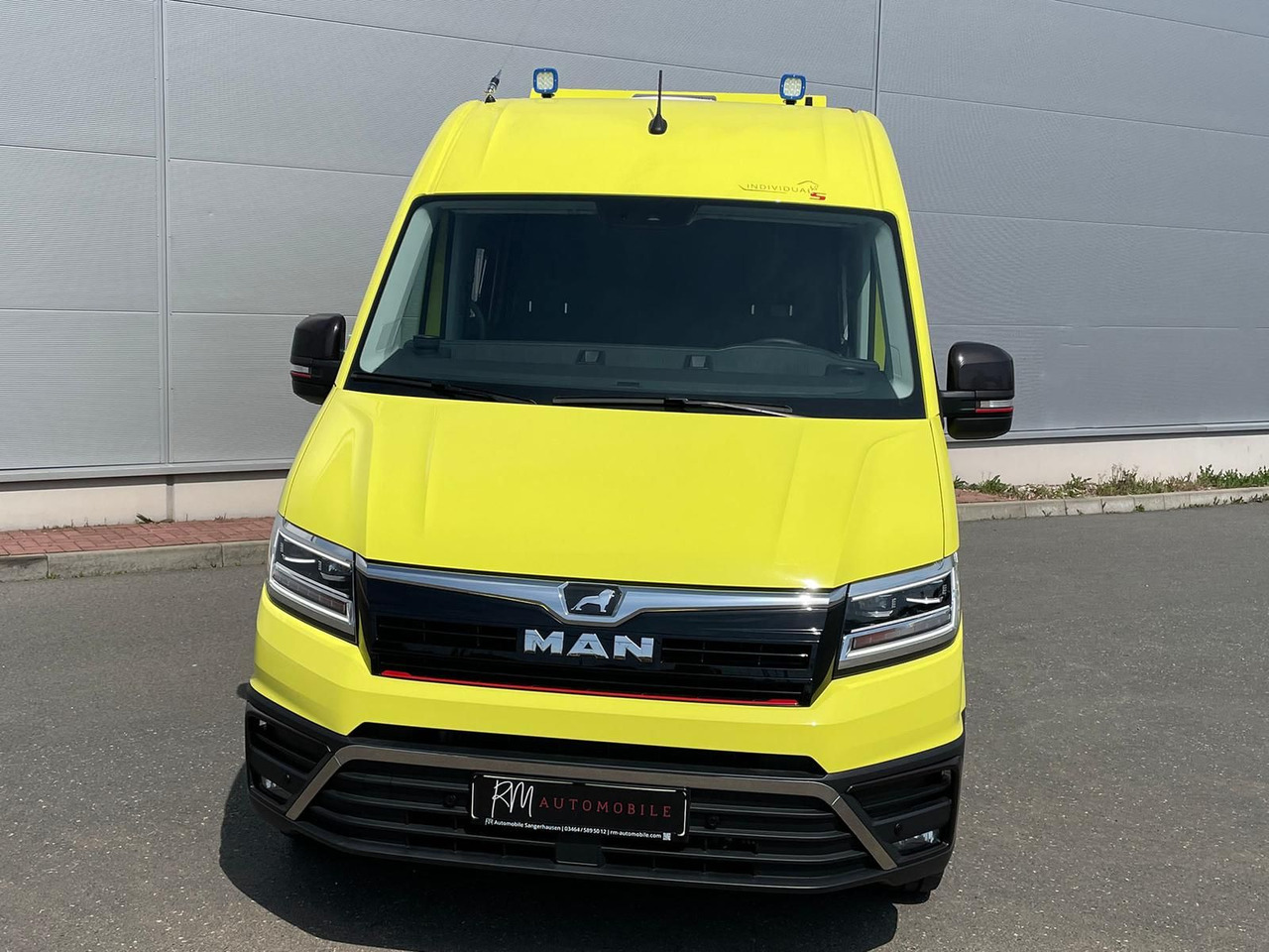 MAN TGE 3.180 L3H3 IndividualS BF3 + BEGLEITFAHRZEUG - Véhicule utilitaire: photos 3 MAN TGE 3.180 L3H3 IndividualS BF3 + BEGLEITFAHRZEUG - Véhicule utilitaire: photos 3