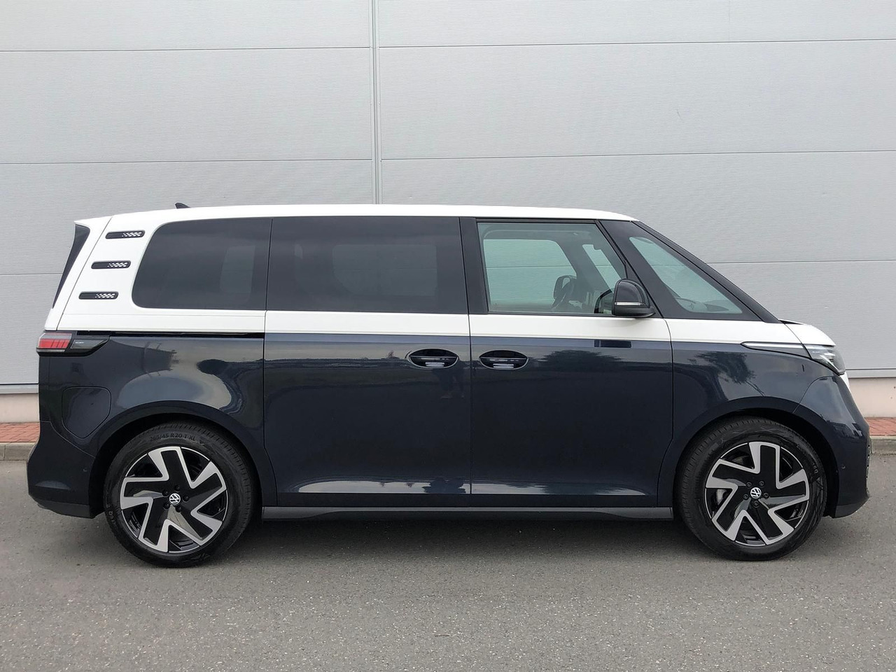 Volkswagen ID. Buzz 150 kW Pro AHK ACC MATRIX LED KEYLESS - Transport de personnes, Utilitaire électrique: photos 5 Volkswagen ID. Buzz 150 kW Pro AHK ACC MATRIX LED KEYLESS - Transport de personnes, Utilitaire électrique: photos 5