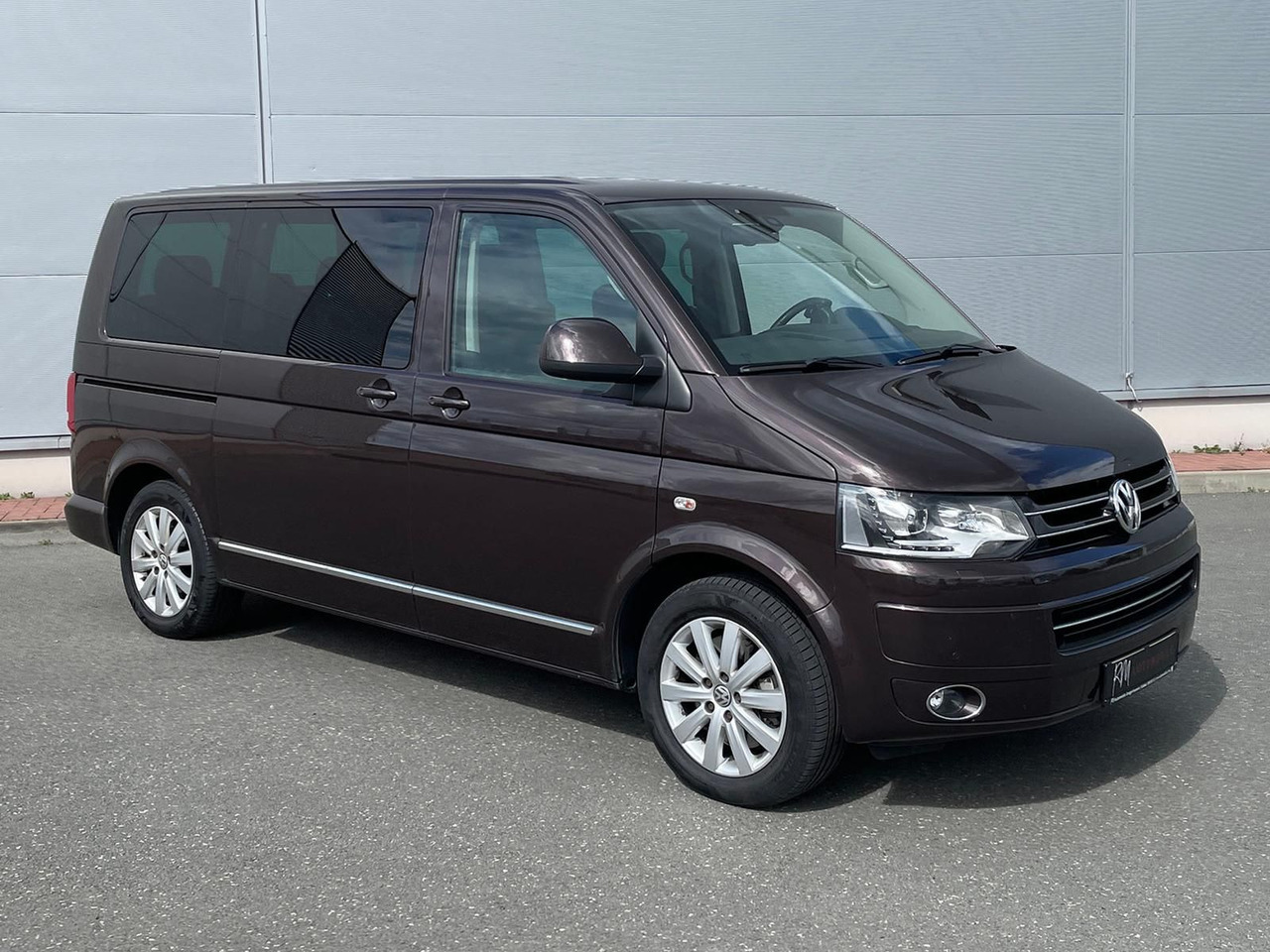 Volkswagen T5 Multivan Highline 4M LEDER AHK MFL - Transport de personnes: photos 2 Volkswagen T5 Multivan Highline 4M LEDER AHK MFL - Transport de personnes: photos 2