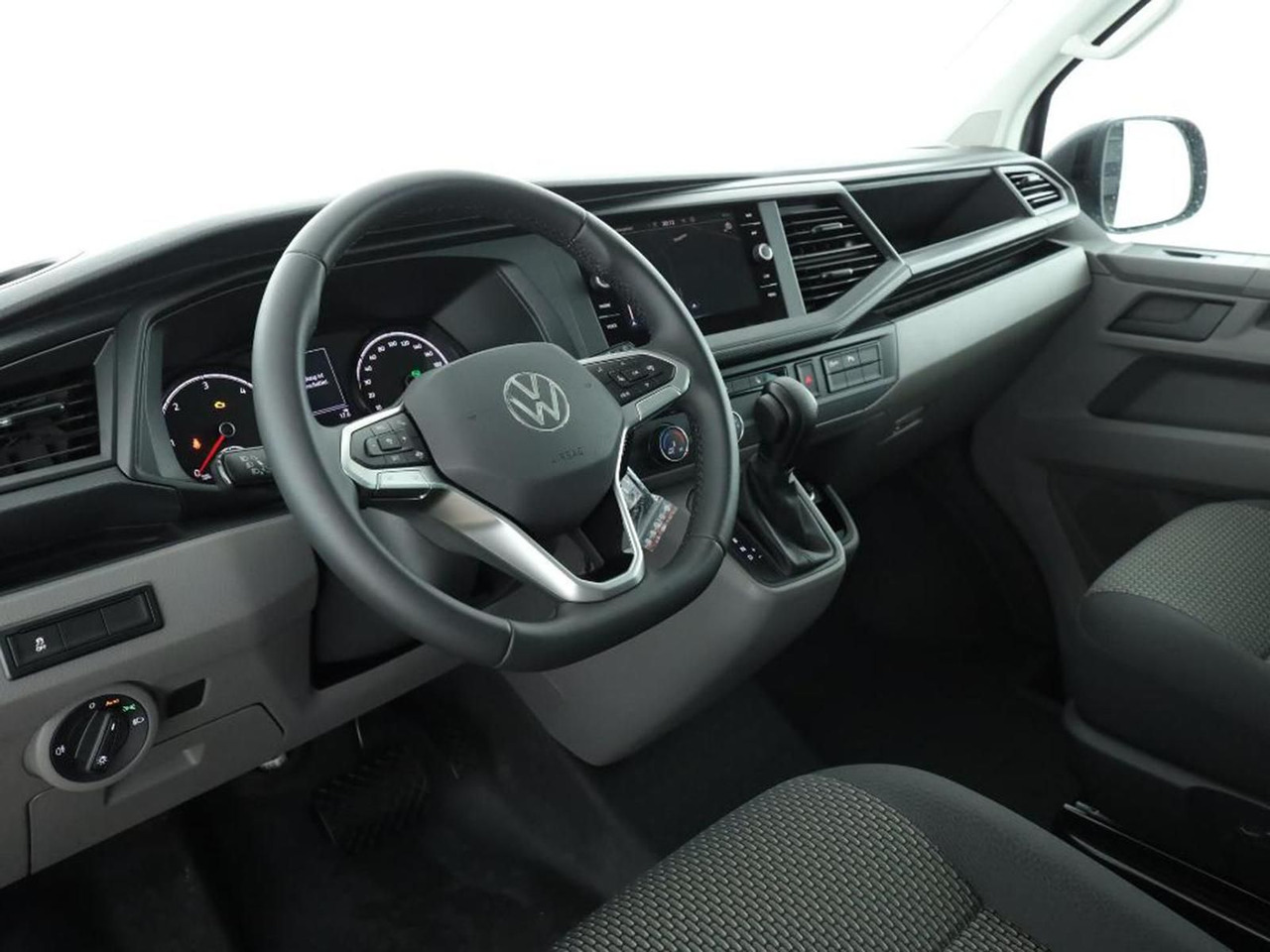 Volkswagen T6.1 Transporter 4MOTION NAVI STANDHZ ACC PDC - Minibus, Transport de personnes: photos 4 Volkswagen T6.1 Transporter 4MOTION NAVI STANDHZ ACC PDC - Minibus, Transport de personnes: photos 4