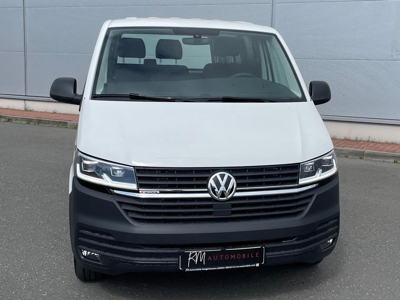 Volkswagen T6.1 Transporter Kasten lang 4M MFL LED TEMPOMAT - Fourgon utilitaire: photos 3 Volkswagen T6.1 Transporter Kasten lang 4M MFL LED TEMPOMAT - Fourgon utilitaire: photos 3