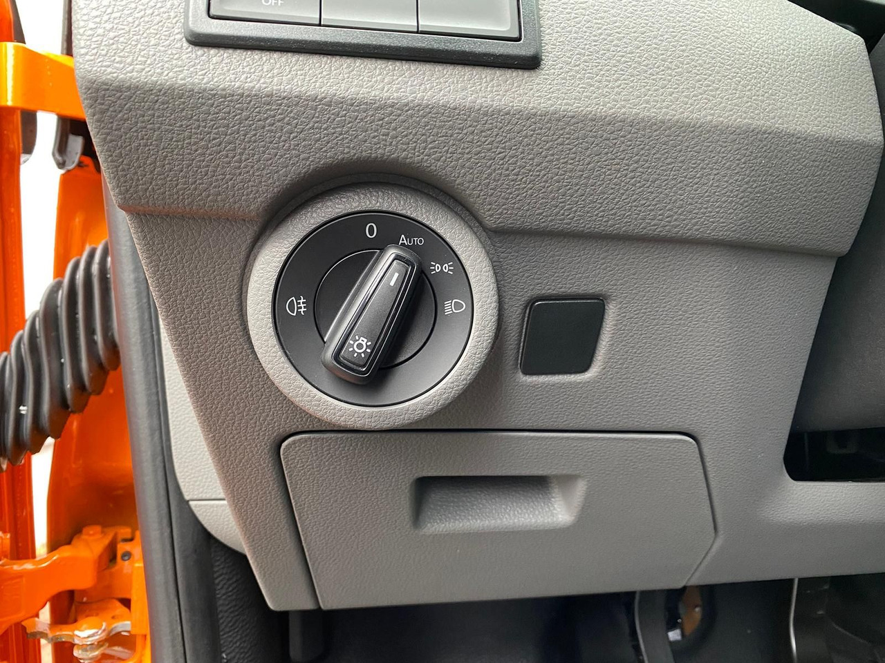 Voiture Volkswagen T6.1 Transporter Kasten lang LED PDC KLIMA SITZH: photos 31