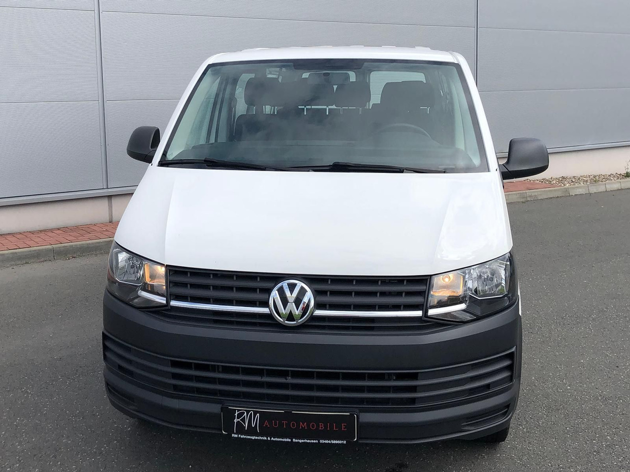 Volkswagen T6 Transporter 2.0 TDI Kombi lang 9-SITZE TEMP - Minibus, Transport de personnes: photos 4 Volkswagen T6 Transporter 2.0 TDI Kombi lang 9-SITZE TEMP - Minibus, Transport de personnes: photos 4