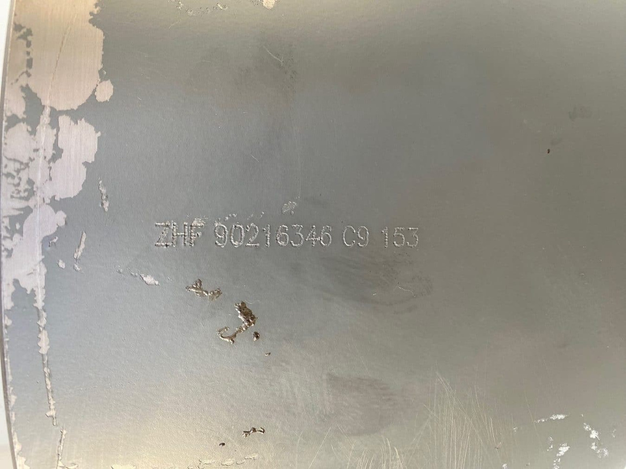 Moteur de rotation pour Pelle sur chenille Liebherr Abtriebswellengehäuse ID-Nr.90208566 - Liebherr Innenrad ID-Nr.90216346 and Kegelrollenlager ID-Nr.761001903.  R926, R928, R930.   #0170#0161#: photos 20