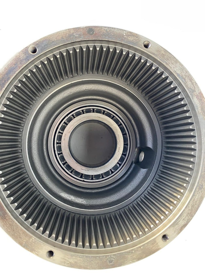 Moteur de rotation pour Pelle sur chenille Liebherr Abtriebswellengehäuse ID-Nr.90208566 - Liebherr Innenrad ID-Nr.90216346 and Kegelrollenlager ID-Nr.761001903.  R926, R928, R930.   #0170#0161#: photos 9