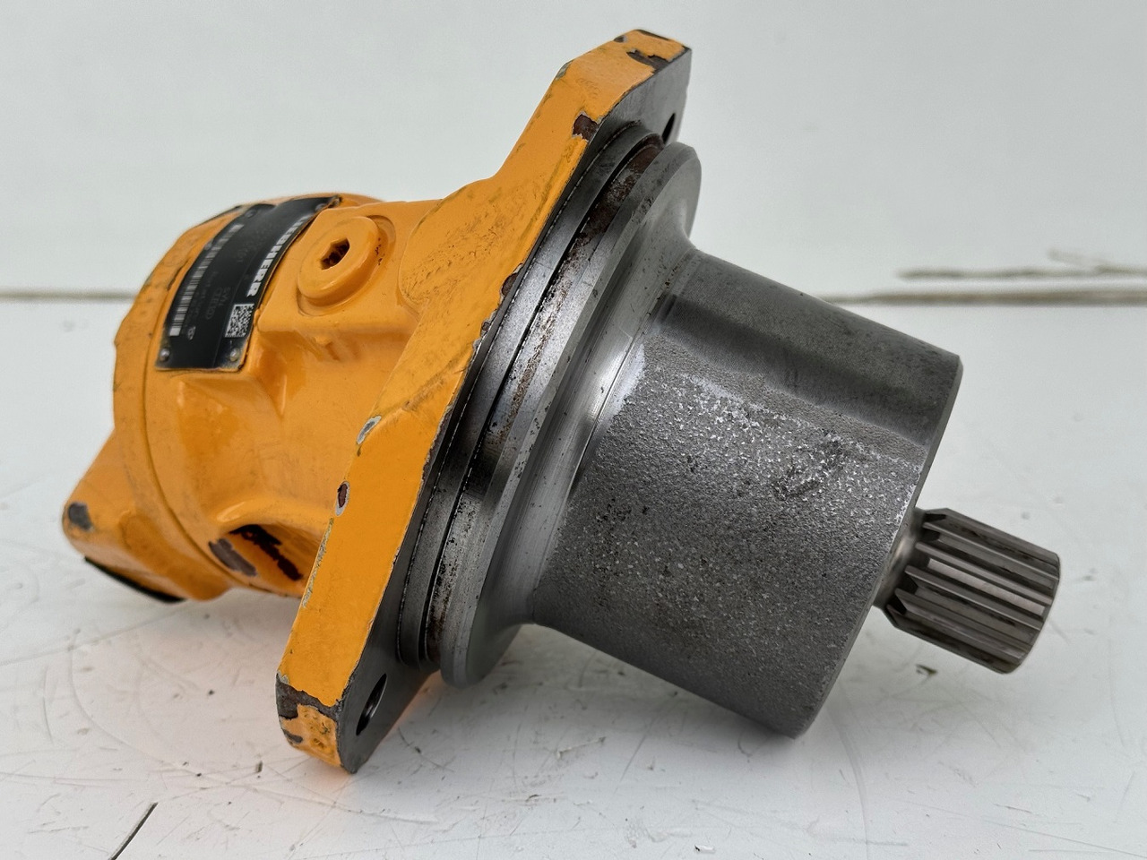 Liebherr CNR:11302432- Hydromatik Rexroth Axialkolben-Konstantmotor Typ:A2FE23/61W-PAL100-S. #18097818# - Moteur hydraulique pour Engins de chantier: photos 1 Liebherr CNR:11302432- Hydromatik Rexroth Axialkolben-Konstantmotor Typ:A2FE23/61W-PAL100-S. #18097818# - Moteur hydraulique pour Engins de chantier: photos 1