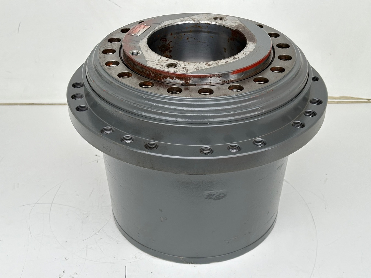 Liebherr Fahrantrieb Typ:FAT350P059. ID-Nr.933762801. LH22 C, R313 LI, R317 LI, R900 C-LI. #FAT350P059.0125# - Moteur de translation pour Engins de chantier: photos 5 Liebherr Fahrantrieb Typ:FAT350P059. ID-Nr.933762801. LH22 C, R313 LI, R317 LI, R900 C-LI. #FAT350P059.0125# - Moteur de translation pour Engins de chantier: photos 5