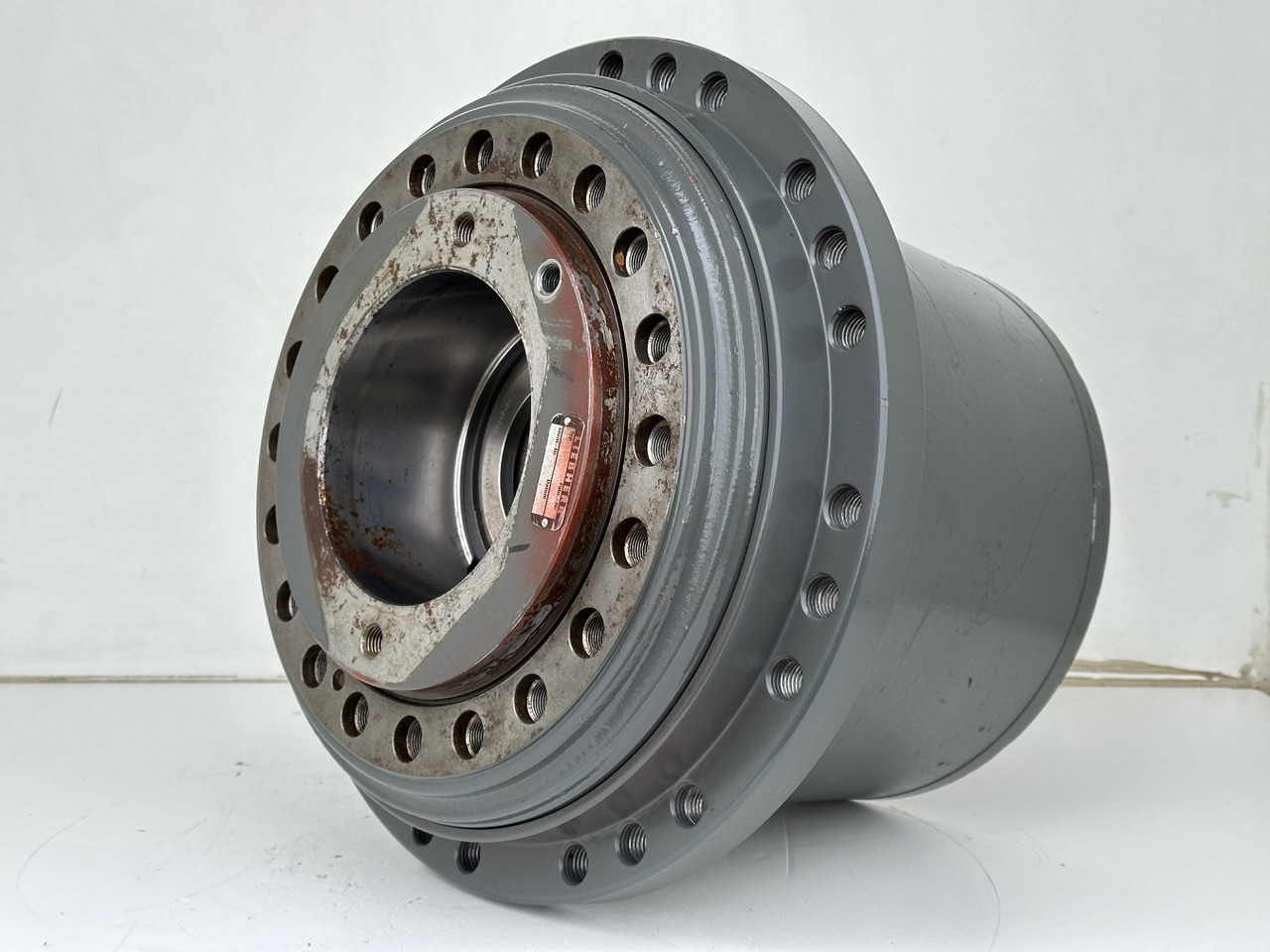 Liebherr Fahrantrieb Typ:FAT350P059. ID-Nr.933762801. LH22 C, R313 LI, R317 LI, R900 C-LI. #FAT350P059.0125# - Moteur de translation pour Engins de chantier: photos 1 Liebherr Fahrantrieb Typ:FAT350P059. ID-Nr.933762801. LH22 C, R313 LI, R317 LI, R900 C-LI. #FAT350P059.0125# - Moteur de translation pour Engins de chantier: photos 1