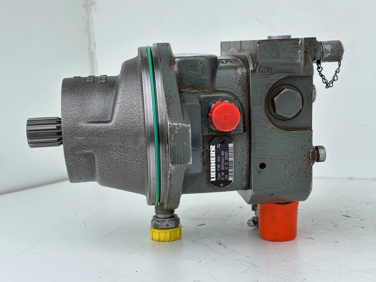 Liebherr Hydraulikeinbaumotor Typ:FMF045. ID-Nr.9075181 - ID-Nr.10125041 - ID-Nr.10125043. A309, A311, A312, A314, A316, A900, A904, A918, R313, R317, R900, R904. #10125043.39905# - Moteur hydraulique pour Pelle sur chenille: photos 5 Liebherr Hydraulikeinbaumotor Typ:FMF045. ID-Nr.9075181 - ID-Nr.10125041 - ID-Nr.10125043. A309, A311, A312, A314, A316, A900, A904, A918, R313, R317, R900, R904. #10125043.39905# - Moteur hydraulique pour Pelle sur chenille: photos 5
