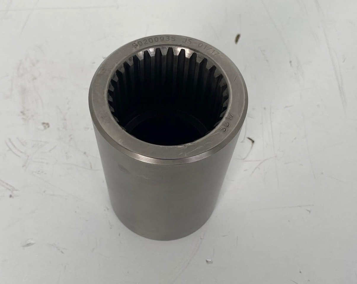 Liebherr Nabe. ID-Nr.90200935. FAT800L100, FAT800P100. R984, R9150, R9200, R9200E. - Moteur de translation pour Pelle sur chenille: photos 2 Liebherr Nabe. ID-Nr.90200935. FAT800L100, FAT800P100. R984, R9150, R9200, R9200E. - Moteur de translation pour Pelle sur chenille: photos 2