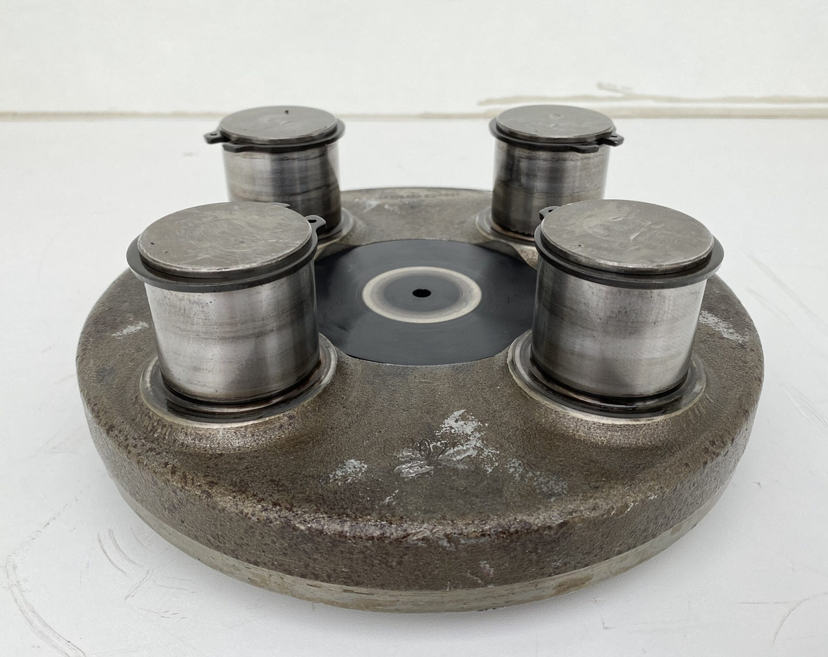 Liebherr Planetenträger ID-Nr.944306303 - ID-Nr.9443063. A924,A928,A932,A934,LH30,LH35,R906,R916,R922,R924,R926,R932,R934,R944 T. #4603# - Moteur de rotation pour Engins de chantier: photos 1 Liebherr Planetenträger ID-Nr.944306303 - ID-Nr.9443063. A924,A928,A932,A934,LH30,LH35,R906,R916,R922,R924,R926,R932,R934,R944 T. #4603# - Moteur de rotation pour Engins de chantier: photos 1