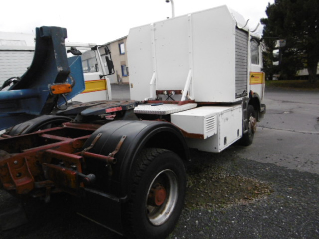 Renault 40GCC2 (Nr. 104) - Tracteur routier: photos 5 Renault 40GCC2 (Nr. 104) - Tracteur routier: photos 5