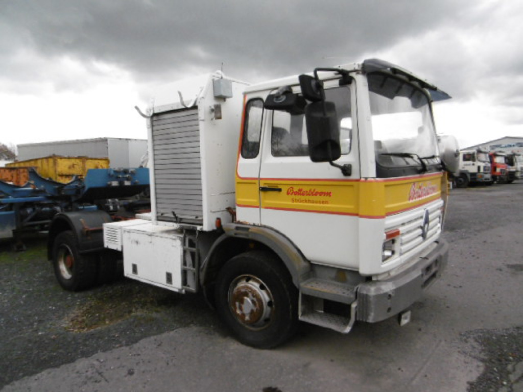 Renault 40GCC2 (Nr. 104) - Tracteur routier: photos 4 Renault 40GCC2 (Nr. 104) - Tracteur routier: photos 4