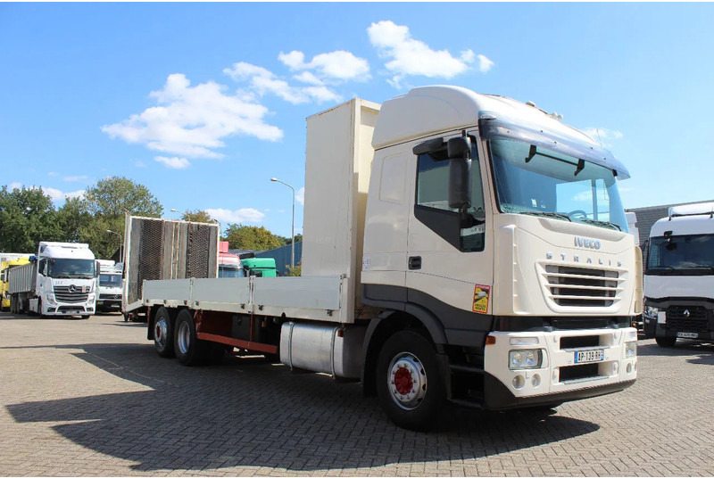 Iveco Stralis 400 * EURO3 * 6X2 * LIFT * WINCH * ONLY 180TKM * - Camion porte-voitures: photos 4 Iveco Stralis 400 * EURO3 * 6X2 * LIFT * WINCH * ONLY 180TKM * - Camion porte-voitures: photos 4