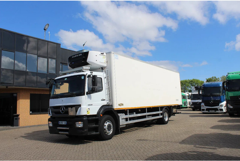 Mercedes-Benz Axor 1829 * MANUAL * EURO5 * 4X2 * CARRIER SUPRA 950 * - Camion frigorifique: photos 1 Mercedes-Benz Axor 1829 * MANUAL * EURO5 * 4X2 * CARRIER SUPRA 950 * - Camion frigorifique: photos 1