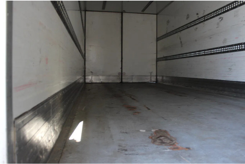 Camion frigorifique Renault Premium 310 * EURO5 * CARRIER SUPRA 850 * 6X2 * MANUAUL *: photos 11