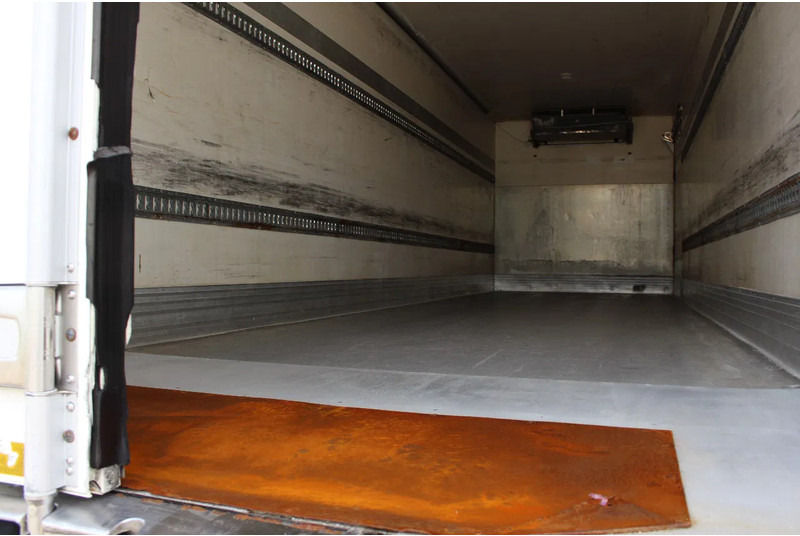 Camion frigorifique Renault Premium 370 * EURO5 * CARRIER SUPRA 950 *: photos 15