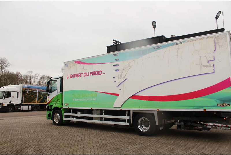 Renault T430 * RETARDER * 4X2 * THERMO KING T-1200R * - Camion frigorifique: photos 2 Renault T430 * RETARDER * 4X2 * THERMO KING T-1200R * - Camion frigorifique: photos 2