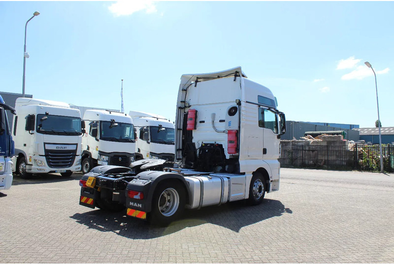MAN TGX 18.460 * RETARDER * 2 BED * HYDRAULIC * 4X2 * - Tracteur routier: photos 4 MAN TGX 18.460 * RETARDER * 2 BED * HYDRAULIC * 4X2 * - Tracteur routier: photos 4