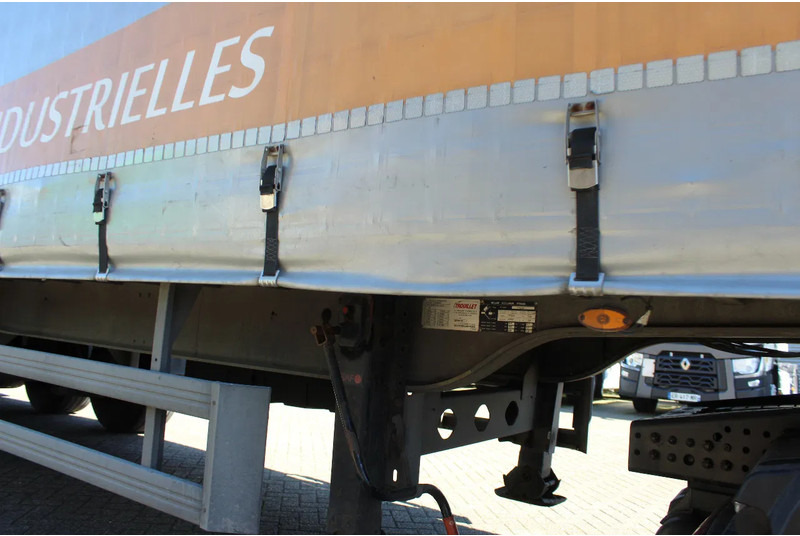 Trouillet * SAF AXLE * LIFT * - Semi-remorque rideaux coulissants: photos 5 Trouillet * SAF AXLE * LIFT * - Semi-remorque rideaux coulissants: photos 5