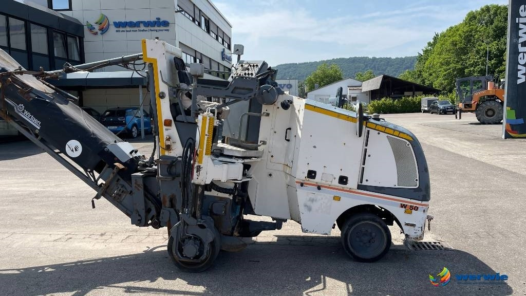 Wirtgen W50 - Fraiseuse à froid: photos 2 Wirtgen W50 - Fraiseuse à froid: photos 2