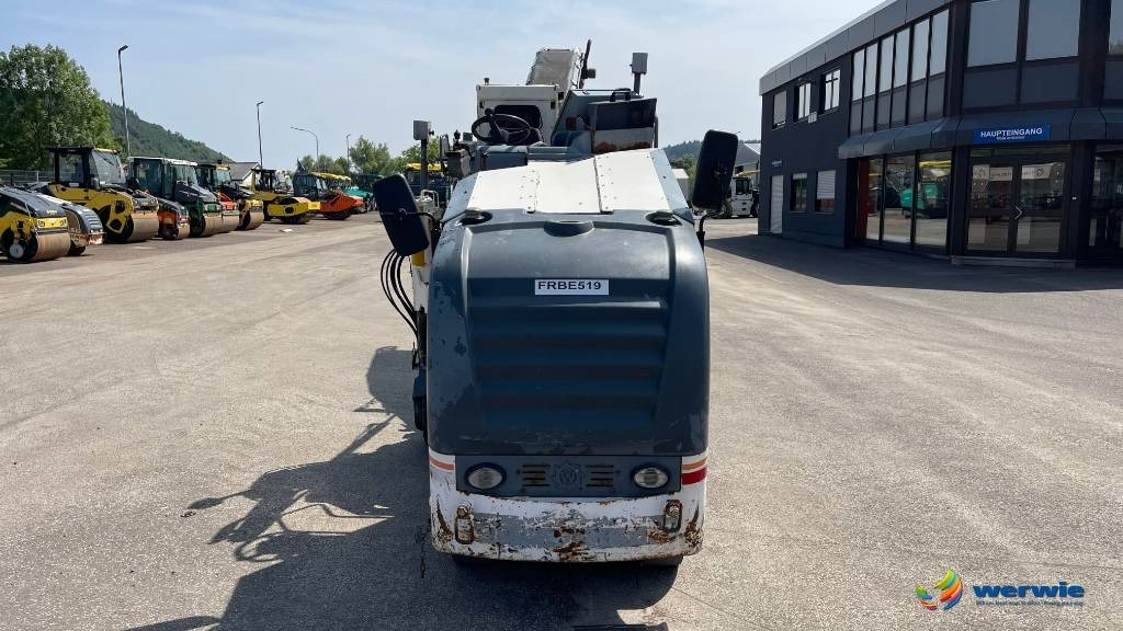 Wirtgen W50 - Fraiseuse à froid: photos 4 Wirtgen W50 - Fraiseuse à froid: photos 4