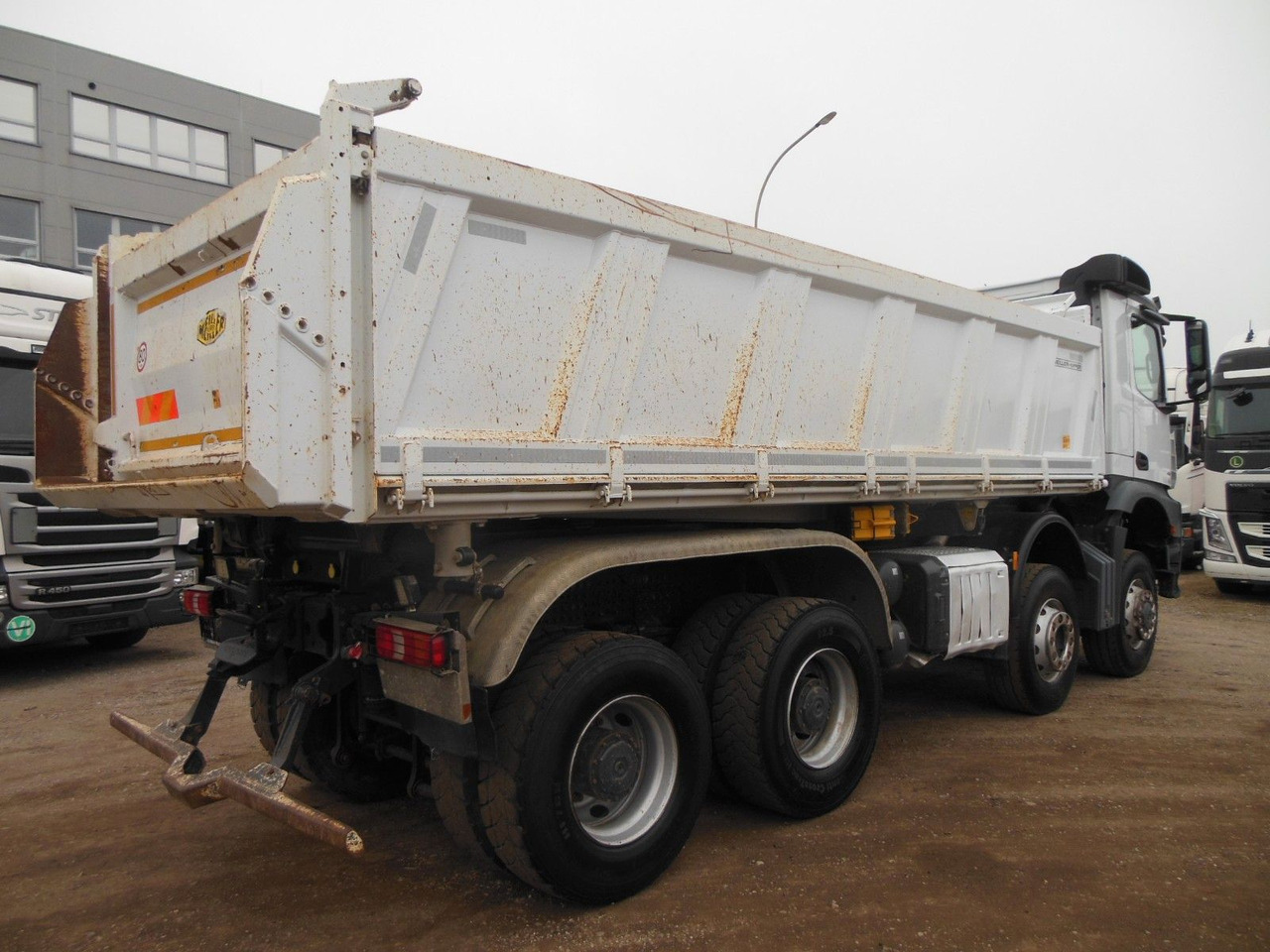 Mercedes-Benz AROCS 4151, 8X6, MEILLER, BORDMATIC, AHK - Camion benne: photos 3 Mercedes-Benz AROCS 4151, 8X6, MEILLER, BORDMATIC, AHK - Camion benne: photos 3