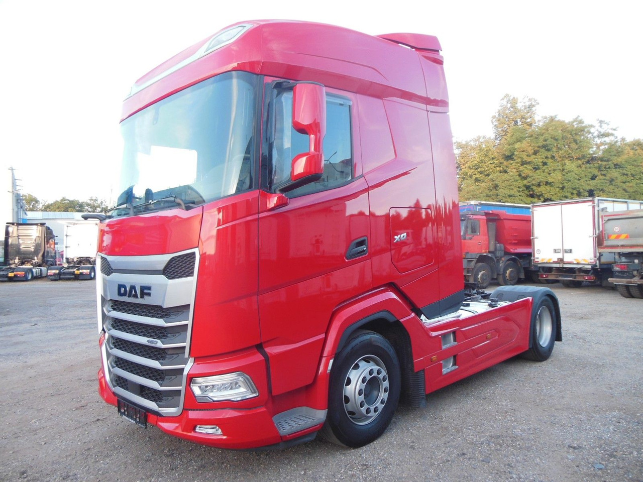 DAF XG 480, KIPPHYDRAULIK, STANDKLIMA, WIE NEUE!!! - Tracteur routier: photos 1 DAF XG 480, KIPPHYDRAULIK, STANDKLIMA, WIE NEUE!!! - Tracteur routier: photos 1