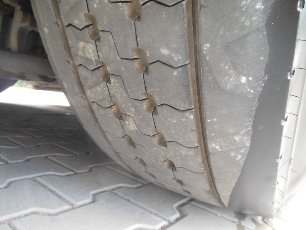 Scania R520, V8, ROSSI, LEDER, TOP!!! Scania R520, V8, ROSSI, LEDER, TOP!!! - Tracteur routier: photos 5 Scania R520, V8, ROSSI, LEDER, TOP!!! Scania R520, V8, ROSSI, LEDER, TOP!!! - Tracteur routier: photos 5