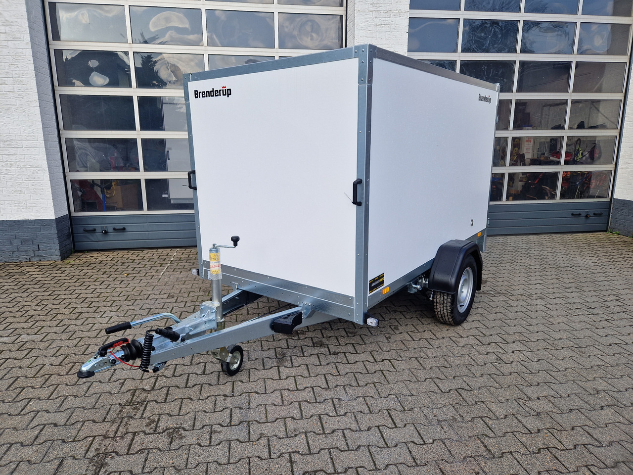 Remorque fourgon Brenderup Cargo Dynamic CD260 BD 260x155x150cm niedrig Hecktüren (S) 1300kg: photos 12 Remorque fourgon Brenderup Cargo Dynamic CD260 BD 260x155x150cm niedrig Hecktüren (S) 1300kg: photos 12