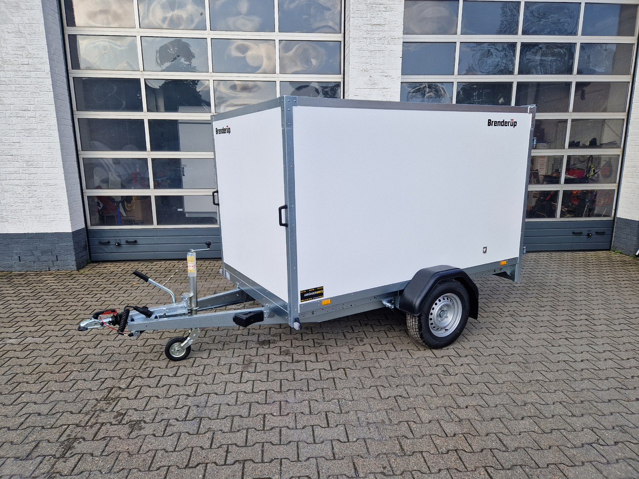 Remorque fourgon Brenderup Cargo Dynamic CD260 BD 260x155x150cm niedrig Hecktüren (S) 1300kg: photos 16 Remorque fourgon Brenderup Cargo Dynamic CD260 BD 260x155x150cm niedrig Hecktüren (S) 1300kg: photos 16