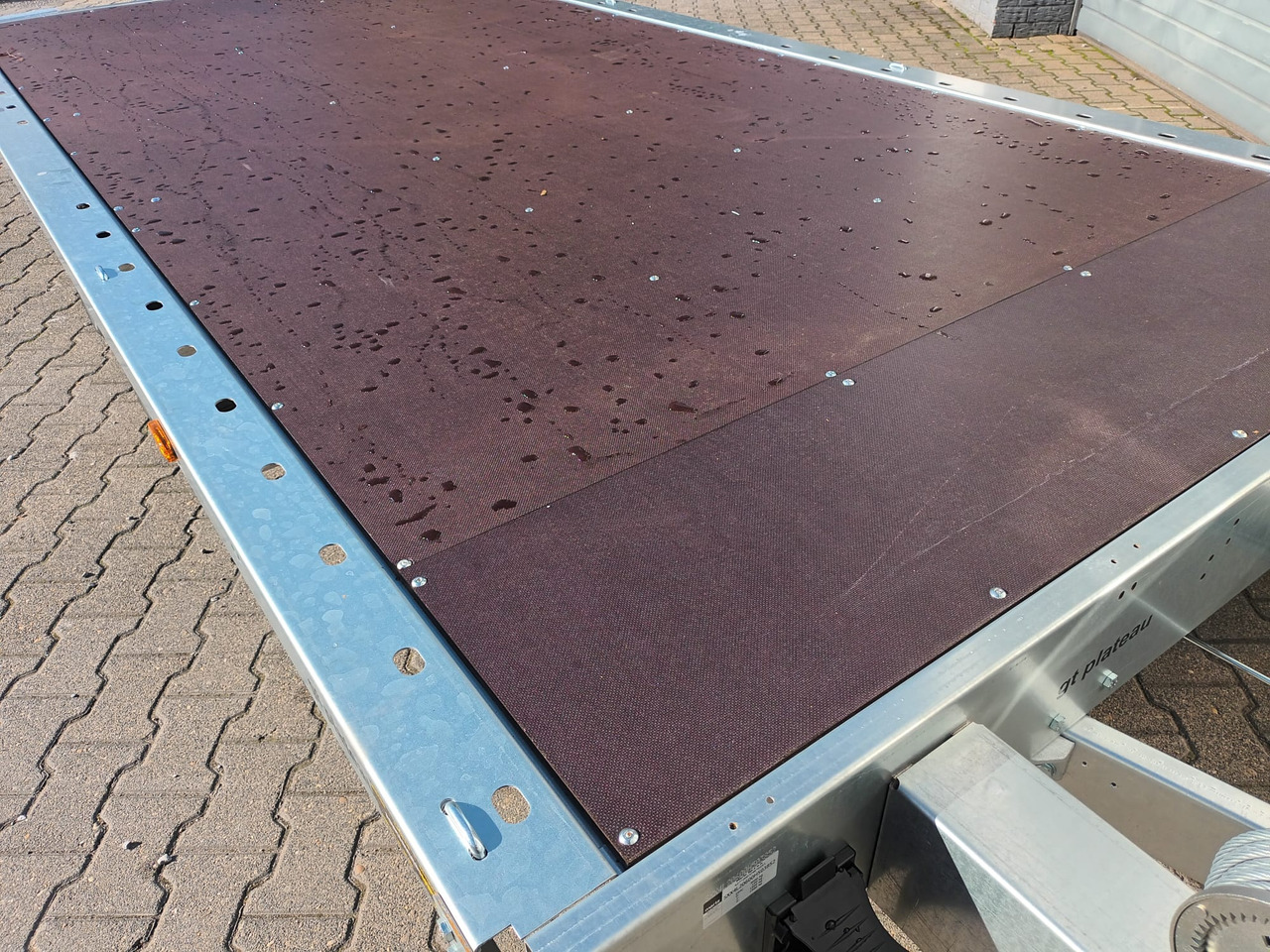 Martz GT PLATAU 450/2 450x216cm Auffahrrampen Stahl 10" 3000kg - Remorque plateau: photos 4 Martz GT PLATAU 450/2 450x216cm Auffahrrampen Stahl 10" 3000kg - Remorque plateau: photos 4